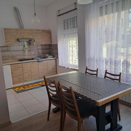 Apartament Nad Jeziorem Ryn Ryn  Kültér fotó